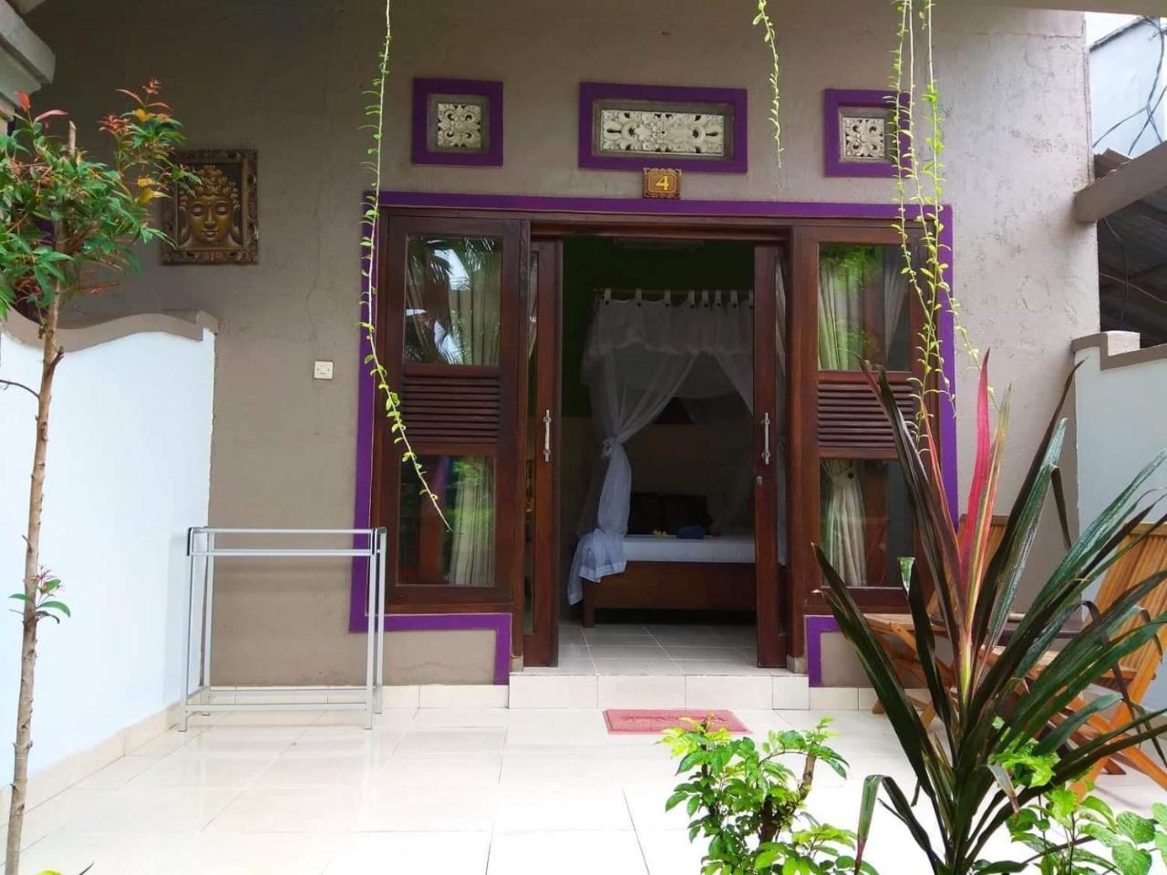 Rumahku Homestay Амед Экстерьер фото